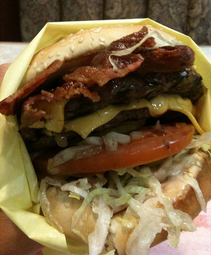Under $10: Golden Burger, Long Beach