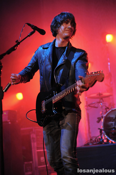 Photos: Arctic Monkeys @ Hollywood Palladium, June 3, 2011