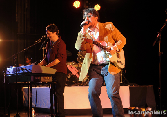 They_Might_Be_Giants_Royce_Hall_01-28-12_05
