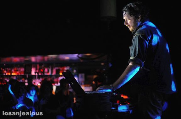 Oneohtrix_Point_Never_The_Echo_08-21-12_06