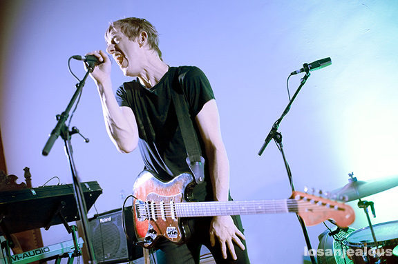 Photos: Divine Fits @ Hollywood Forever Masonic Lodge