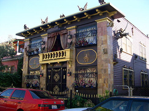 Photo Op: The Dungeons and Dragons House